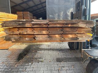 Ca. 72x Douglas Wisselsponning/Halfhoutsrabat, 18x190mm, lengte 300cm